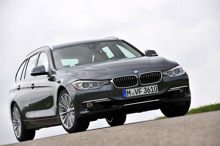  BMW 328i Touring Luxury 2012 года  (фото 144 из 200)